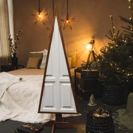 Medine-Kaledu-eglute