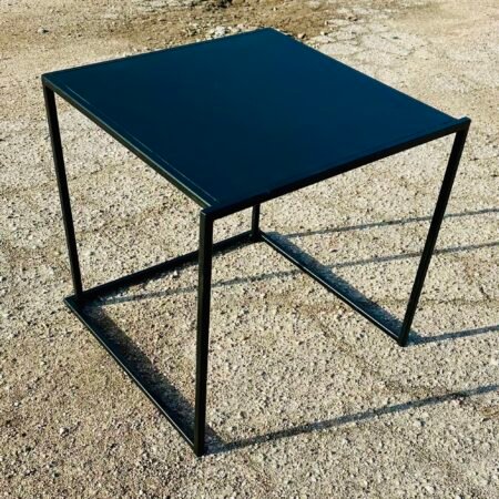 Kavos staliukas kvadratinis